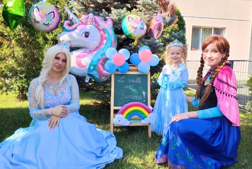 Elsa si Ana gradinita